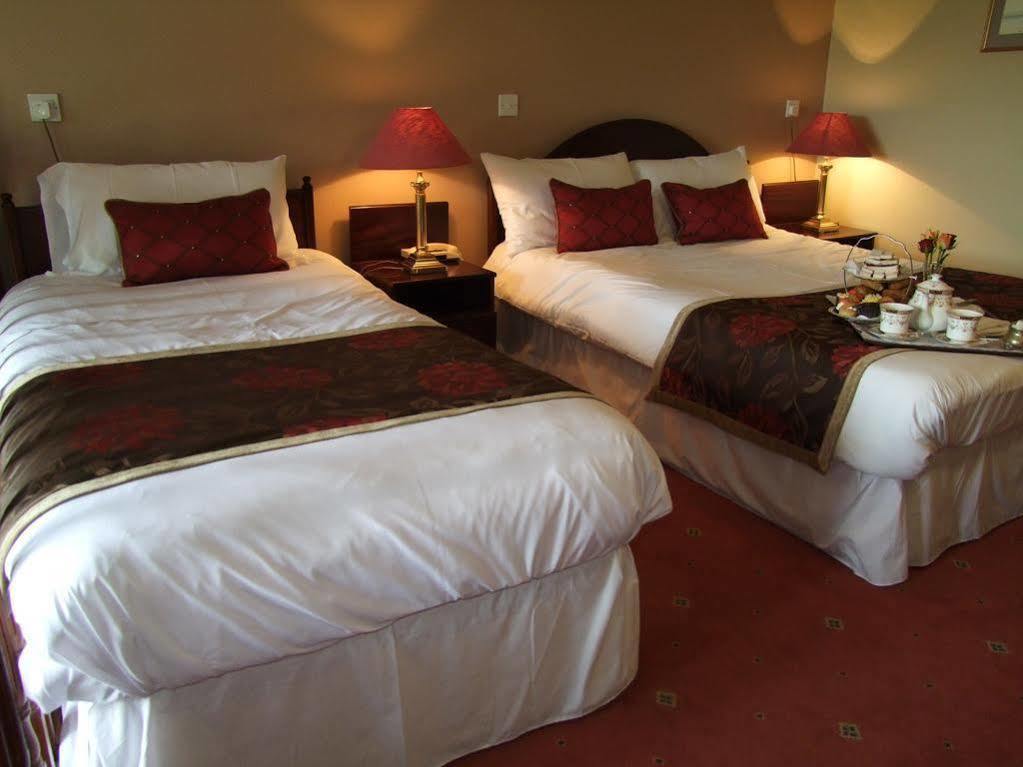 Towers Hotel גלנבי מראה חיצוני תמונה